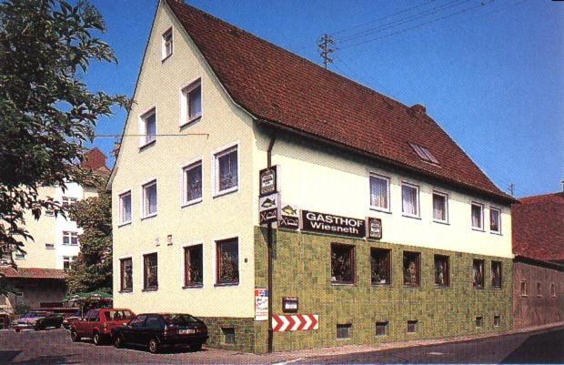 Hotel Gasthof Wiesneth Pommersfelden Exterior foto